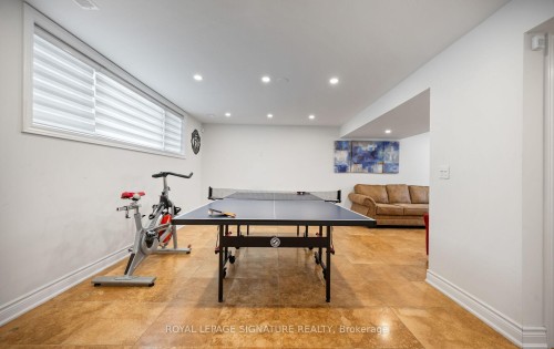17 Wendakee Drive, Hamilton, ON 