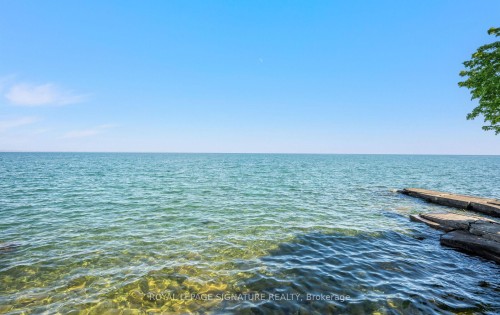 17 Wendakee Drive, Hamilton, ON 