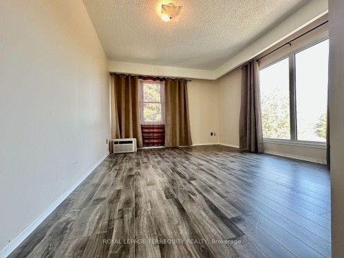Unit A-1775 Bowmanville Avenue , Clarington, ON L1C 6N4 5