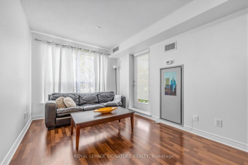 322-60 Fairfax Crescent, Toronto, ON 