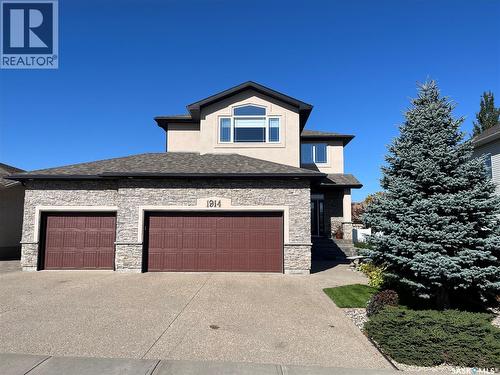 1914 Laurier Crescent E, Regina, SK 