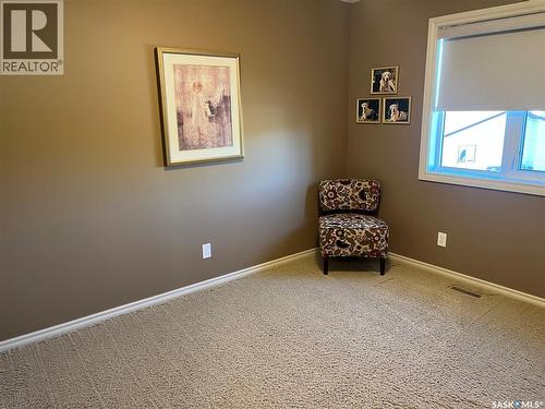 1914 Laurier Crescent E, Regina, SK 