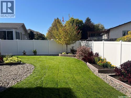 1914 Laurier Crescent E, Regina, SK 