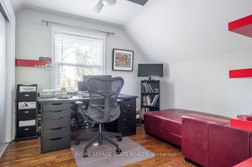 208 Cline Avenue N, Hamilton, ON 