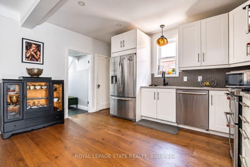208 Cline Avenue N, Hamilton, ON 