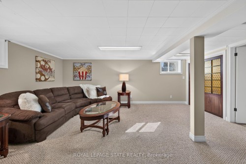 174 Montrose Avenue, Hamilton, ON 