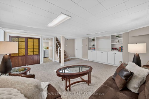 174 Montrose Avenue, Hamilton, ON 