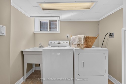 174 Montrose Avenue, Hamilton, ON 