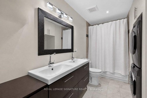 439 Ginger Downs, Mississauga, ON 
