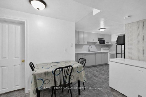 439 Ginger Downs, Mississauga, ON 