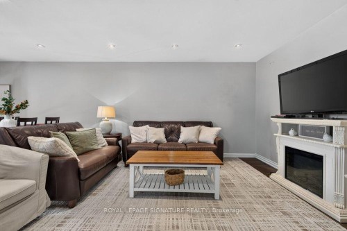 439 Ginger Downs, Mississauga, ON 