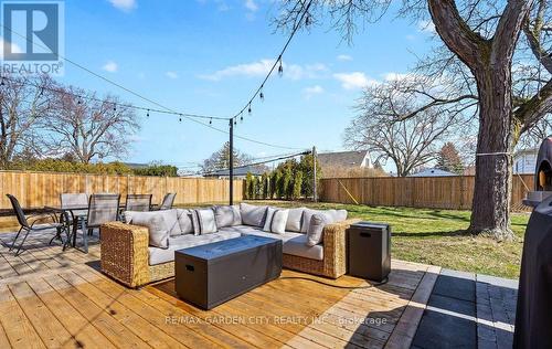 4 WEST LYNN STREET , St. Catharines (Vine/Linwell), Ontario L2N 3N7 5