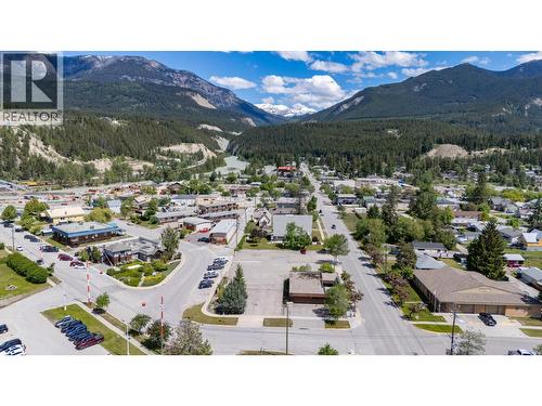 837 Park Drive, Golden, BC 