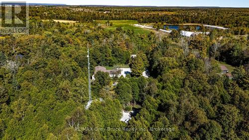 Free internet via on-site tower agreement - 135 North Diagonal, South Bruce Peninsula, ON 