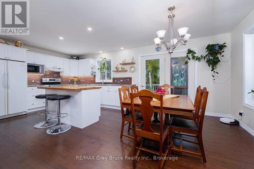Open concept dining room & kitchen - 135 North Diagonal, South Bruce Peninsula, ON 