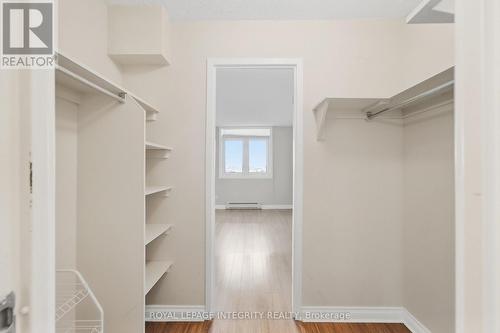 Walk through closet - 808 - 1025 Grenon Avenue, Ottawa, ON 