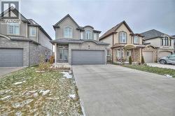 6045 ERNEST Crescent Unit# UPPER Niagara Falls, ON L2H 0H8