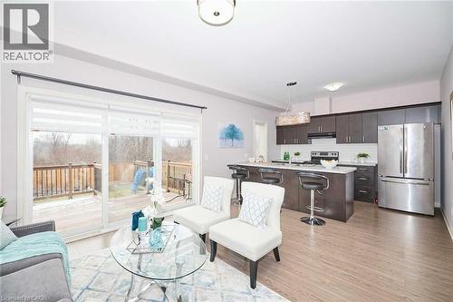 6045 ERNEST Crescent Unit# UPPER , Niagara Falls, Ontario L2H 0H8 5