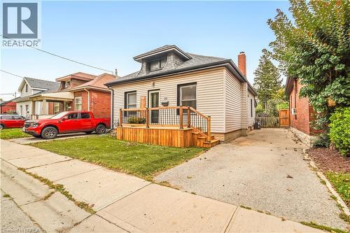 25 Alonzo Street, Brantford, ON 