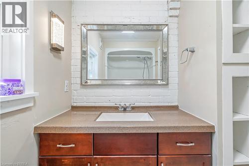 25 Alonzo Street, Brantford, ON 