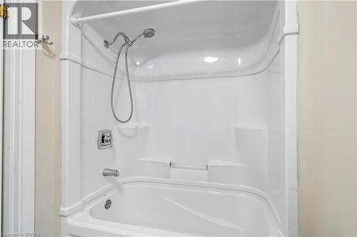 25 Alonzo Street, Brantford, ON 