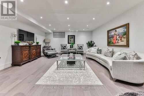 7B Iroquois Avenue, Mississauga, ON 