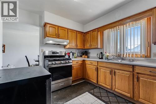 85 Lutsch Avenue, Leamington, ON 