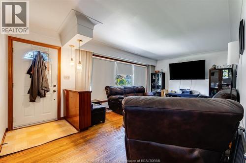 85 Lutsch Avenue, Leamington, ON 