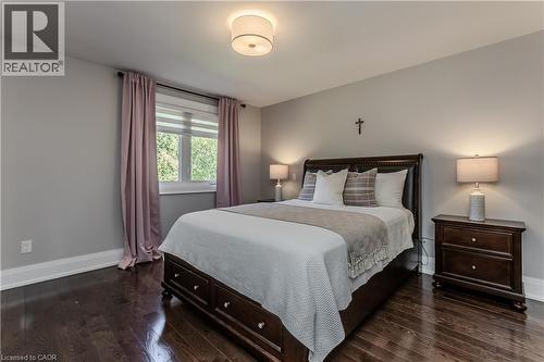 541 Hambling Court, Burlington, ON 