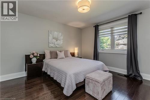 541 Hambling Court, Burlington, ON 