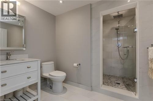 541 Hambling Court, Burlington, ON 