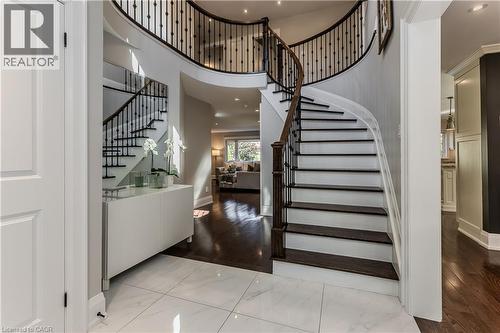 541 Hambling Court, Burlington, ON 