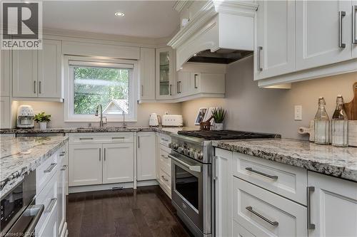 541 Hambling Court, Burlington, ON 