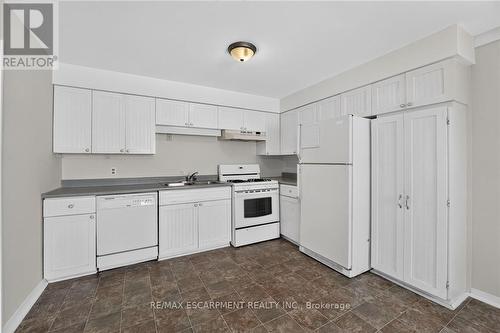 213-215 Maple Street, Haldimand, ON 