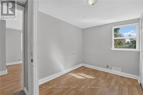 213-215 Maple Street, Haldimand, ON 