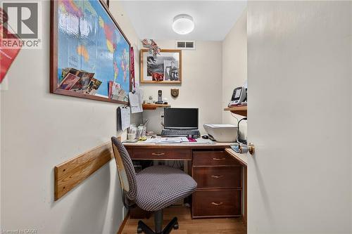 994 Barton Street, Stoney Creek, ON 