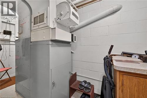 994 Barton Street, Stoney Creek, ON 