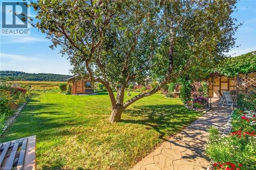 994 Barton Street, Stoney Creek, ON 
