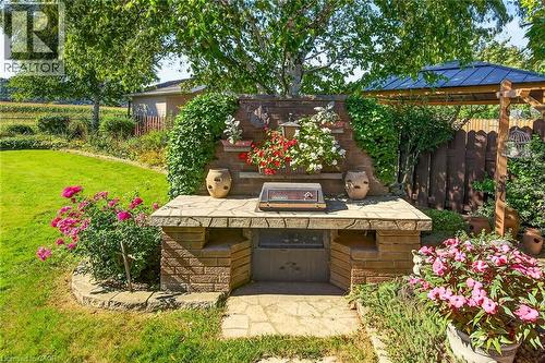 994 Barton Street, Stoney Creek, ON 