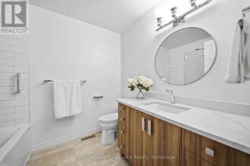 17 Alder Court, Belleville (Belleville Ward), ON 