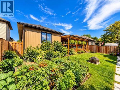 9 Postma Drive, Dunnville, ON 