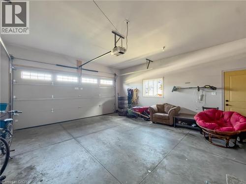 9 Postma Drive, Dunnville, ON 