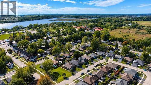 9 Postma Drive, Dunnville, ON 