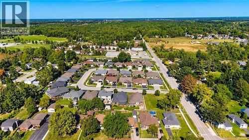 9 Postma Drive, Dunnville, ON 