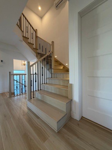 Escalier - 36 Rue Du Sommet, Saint-Joseph-Du-Lac, QC 