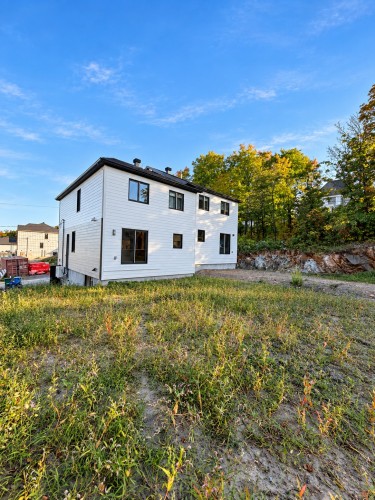 Face arrière - 36 Rue Du Sommet, Saint-Joseph-Du-Lac, QC 