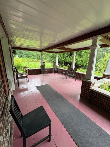 Véranda - 324 Ch. De Mont-Rolland, Saint-Hippolyte, QC 