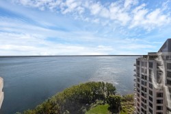 Vue sur l'eau - 