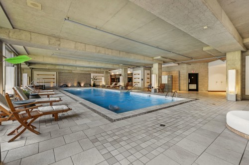 Piscine - Ph3-1-200 Av. Des Sommets, Montréal (Verdun/Île-Des-Soeurs), QC 