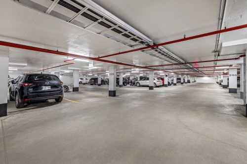 Garage - Ph3-1-200 Av. Des Sommets, Montréal (Verdun/Île-Des-Soeurs), QC 